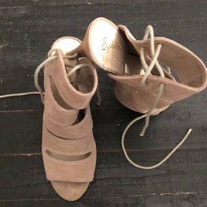 Seychelles Heels